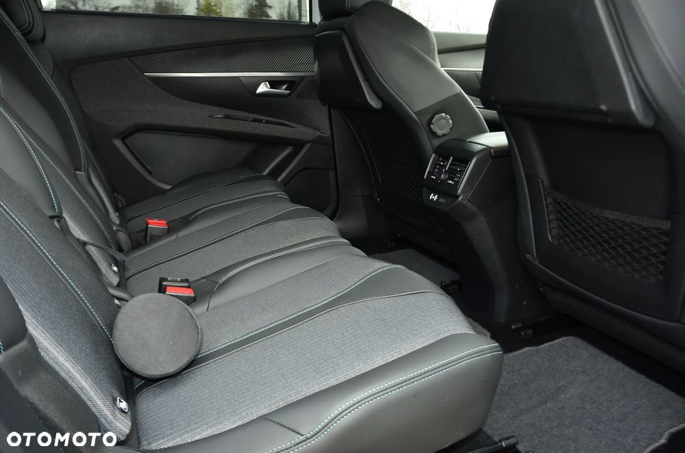 Peugeot 5008 BlueHDi 130 EAT8 Allure - 22