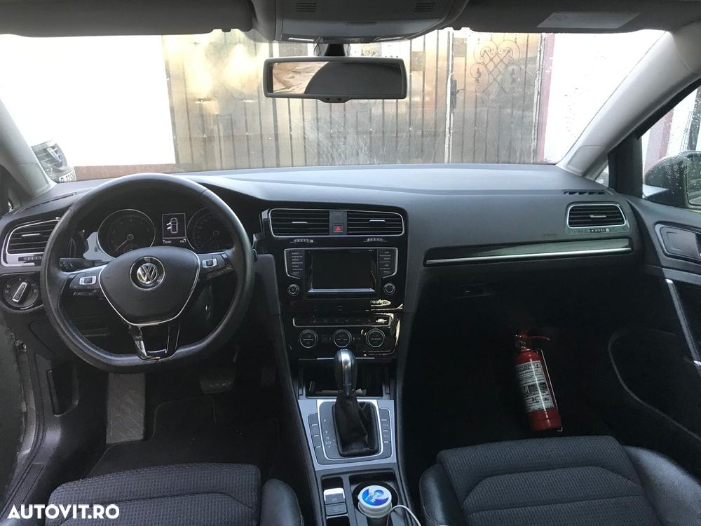 VOLKSWAGEN Golf 2014 — imagine 7