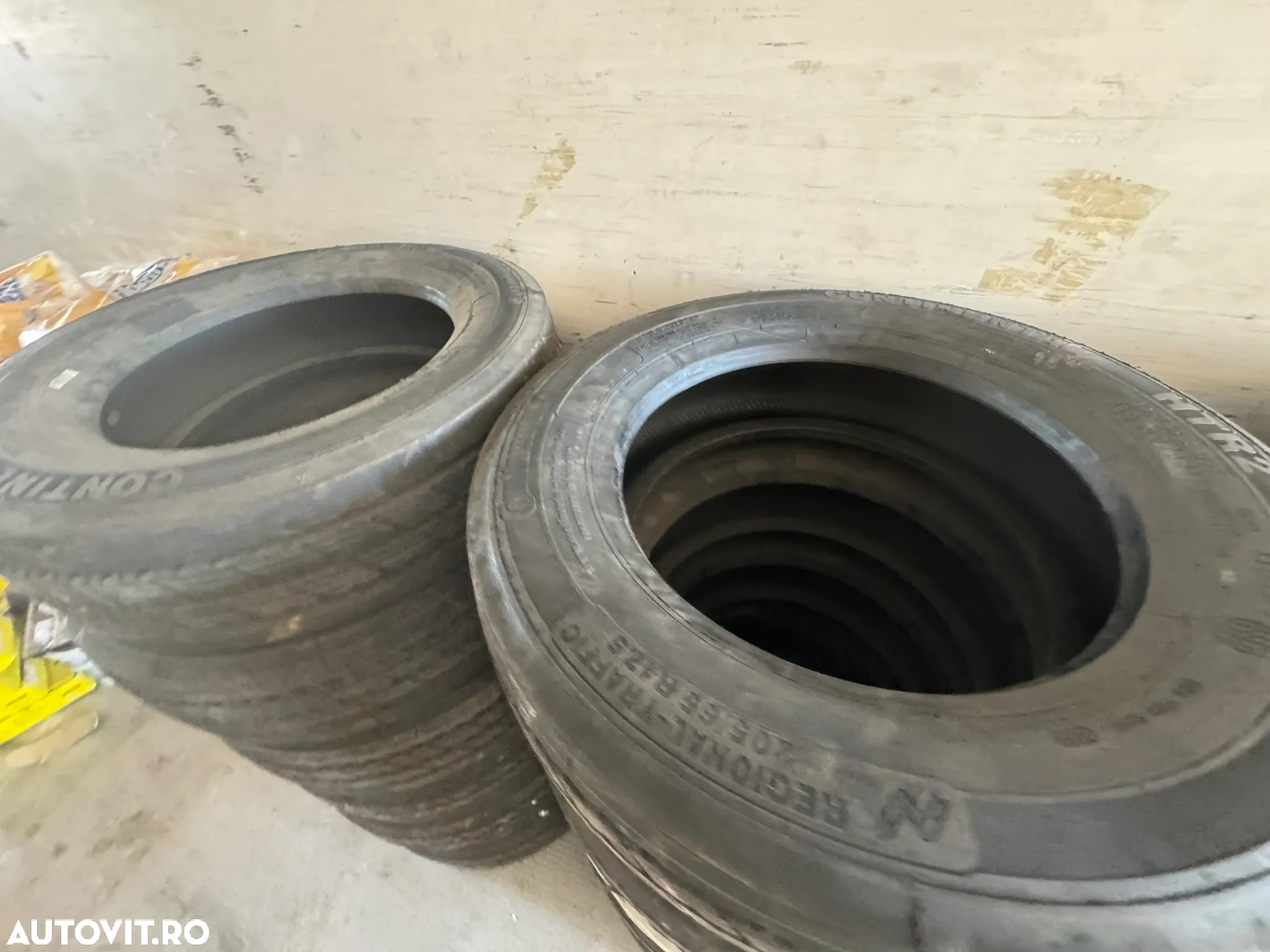 Roată Continental 205/65R17.5 CCO HTR2 : Anvelope trailer : 16PR : NOI : 27 buc - 4