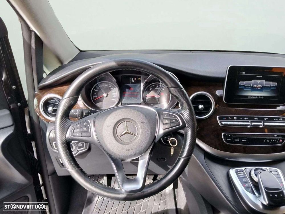 Mercedes-Benz V 220 d Longo Avantgarde Aut. - 11