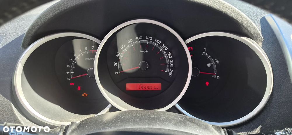 Kia Venga 1.6 M - 6