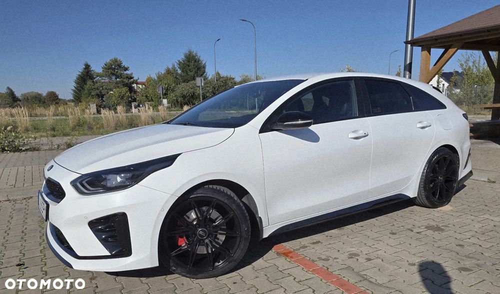 Kia ProCeed - 4