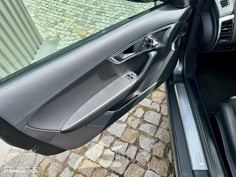 Jaguar F-Type 2.0 i4 R-Dynamic - 21