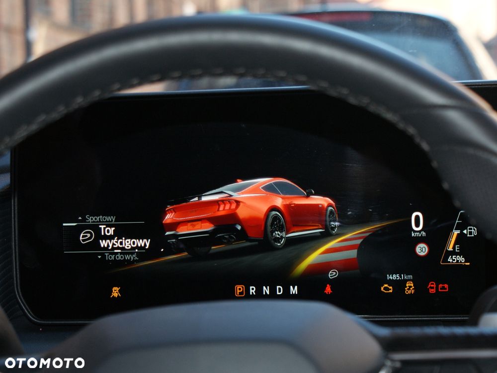 Ford Mustang - 13