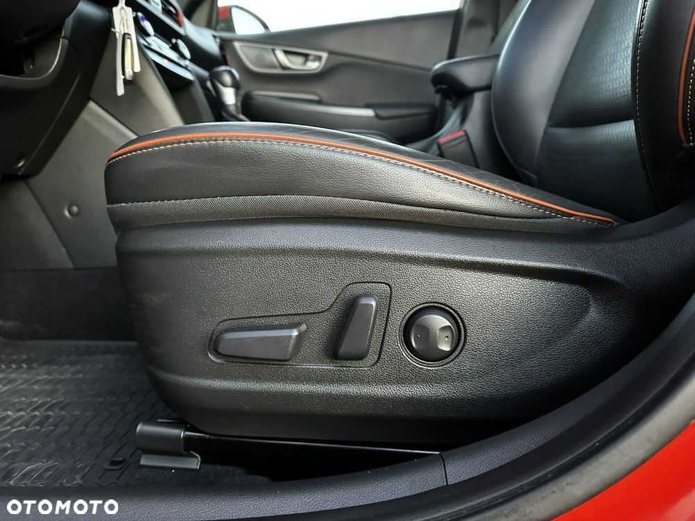 Hyundai Kona 1.6 T-GDI DCT 4WD Premium - 12