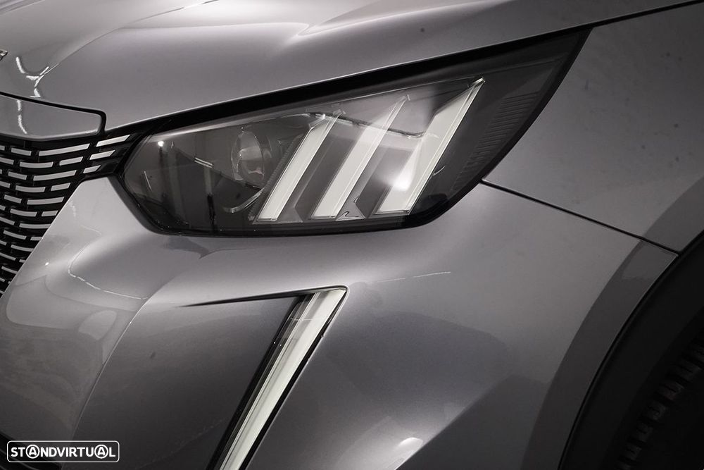 Peugeot e-2008 50 kWh GT - 6