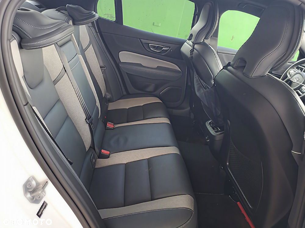 Volvo S60 - 9