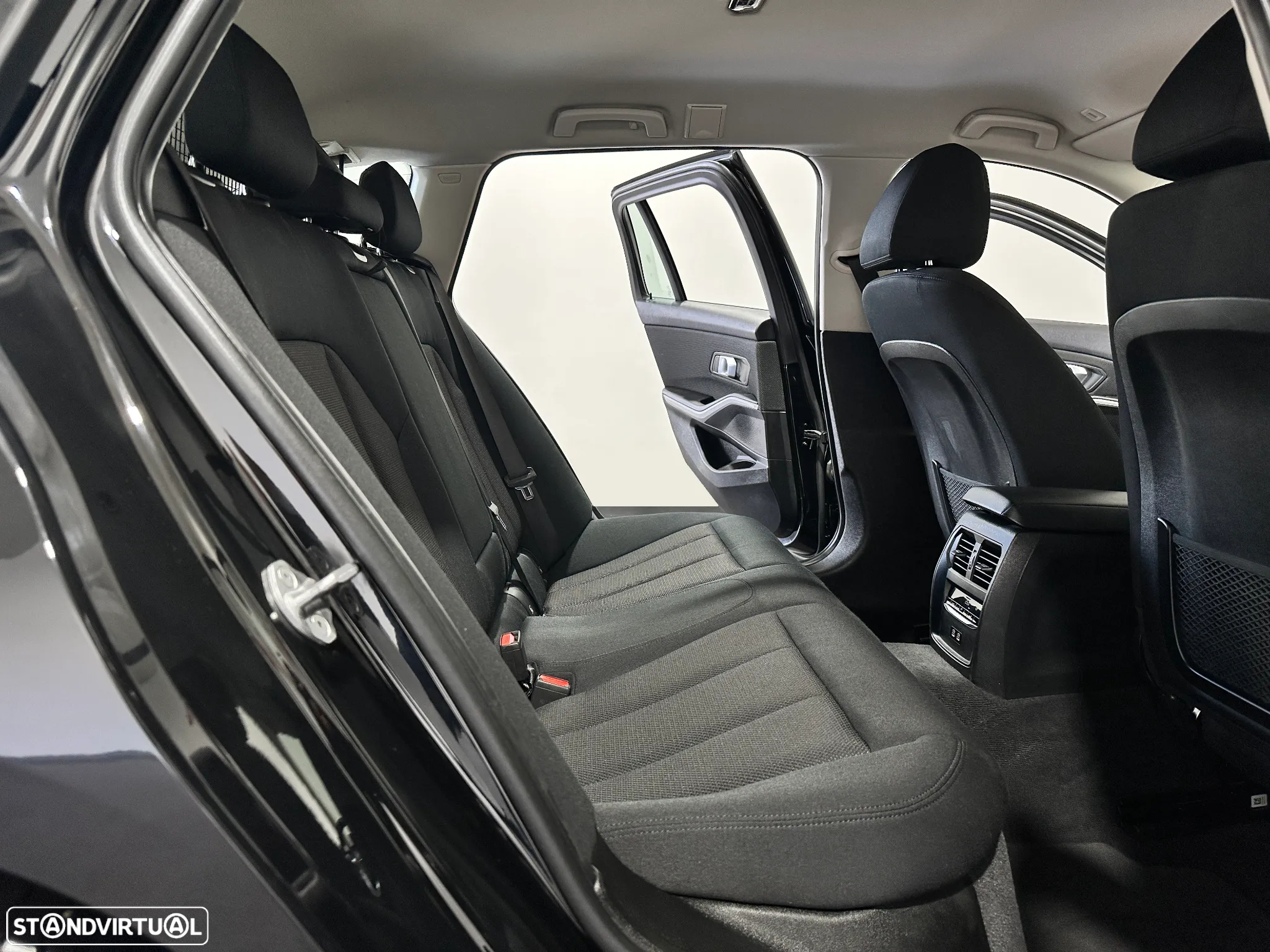 BMW 318 d Touring Line Luxury Auto - 41