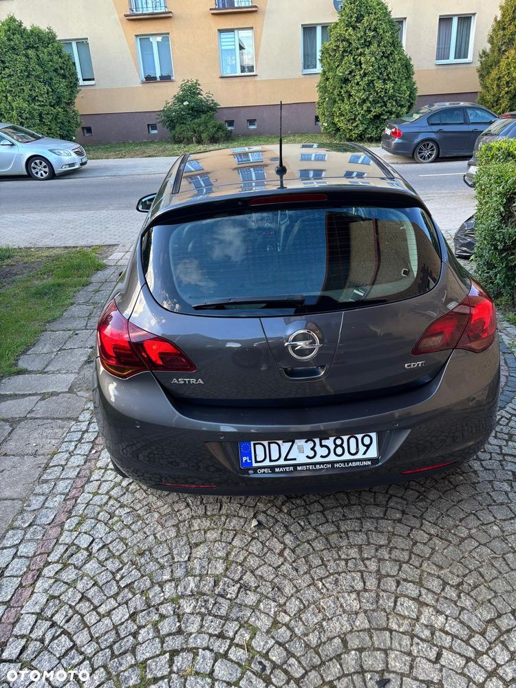 Opel Astra - 4