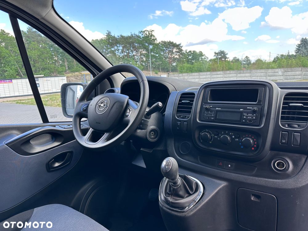 Opel Vivaro - 9