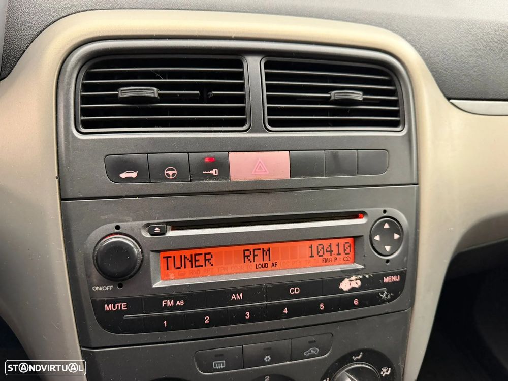 Fiat Grande Punto - 9