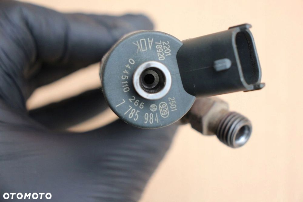 Wtryskiwacz DIESEL BMW E46 E39 E38 E53 X5 3.0D M57 7785984 0445110266 - 3