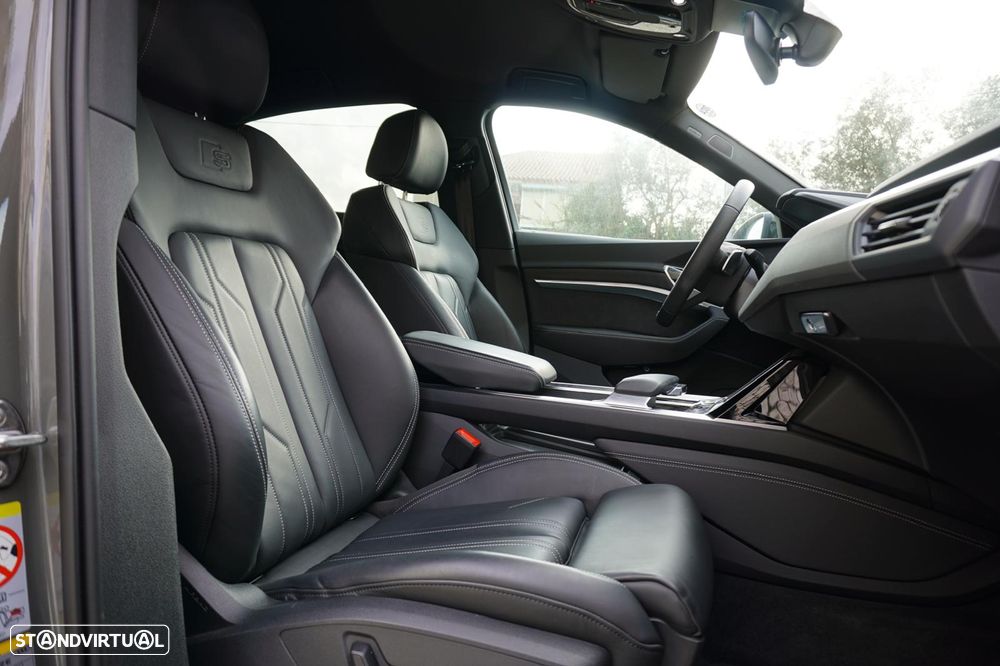 Audi Q8 e-Tron Sportback 55 quattro S line - 10