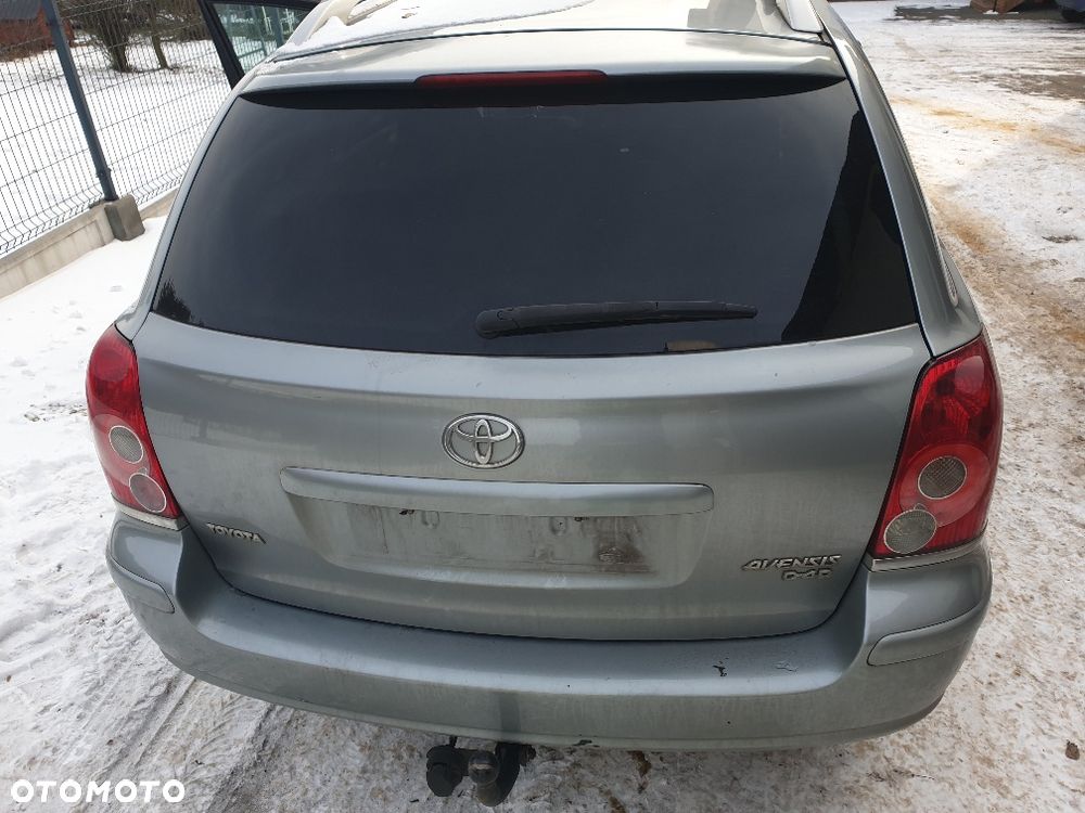 Toyota AVENSIS 2,0 D-4D 126 KM z 2007r - 14