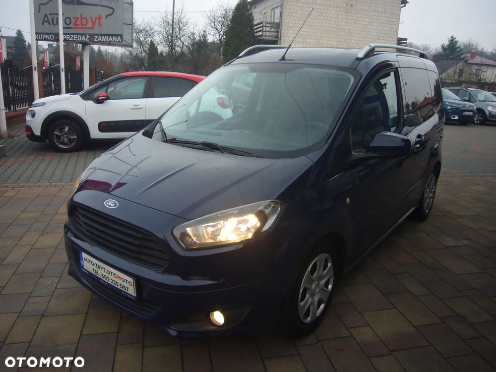 Ford Tourneo Courier 1.5 TDCi Titanium - 3