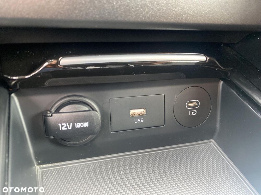 Kia Ceed - 25