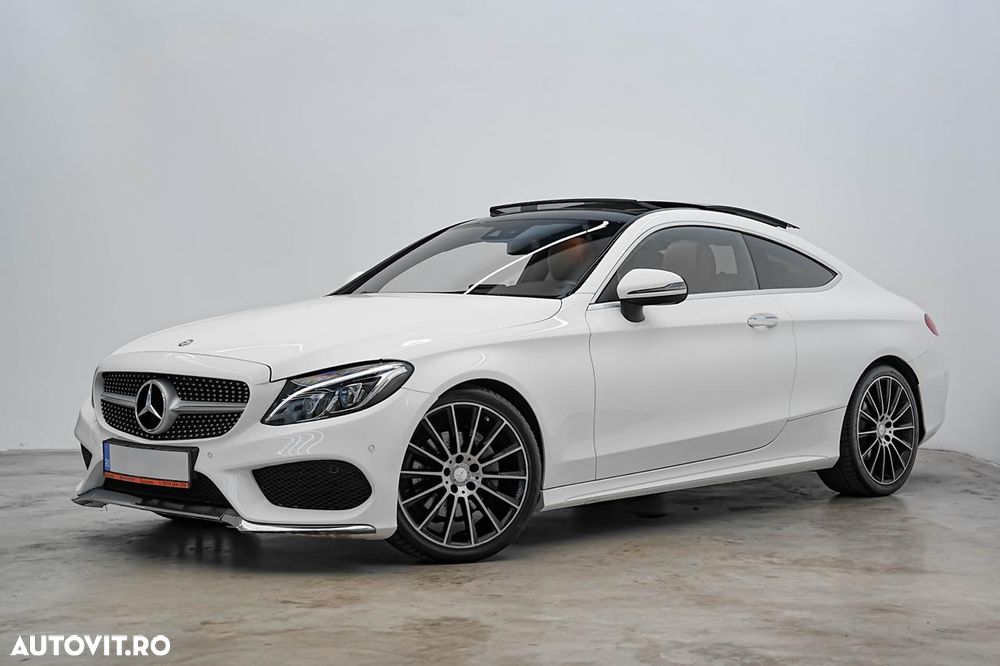 Mercedes-Benz C - 12