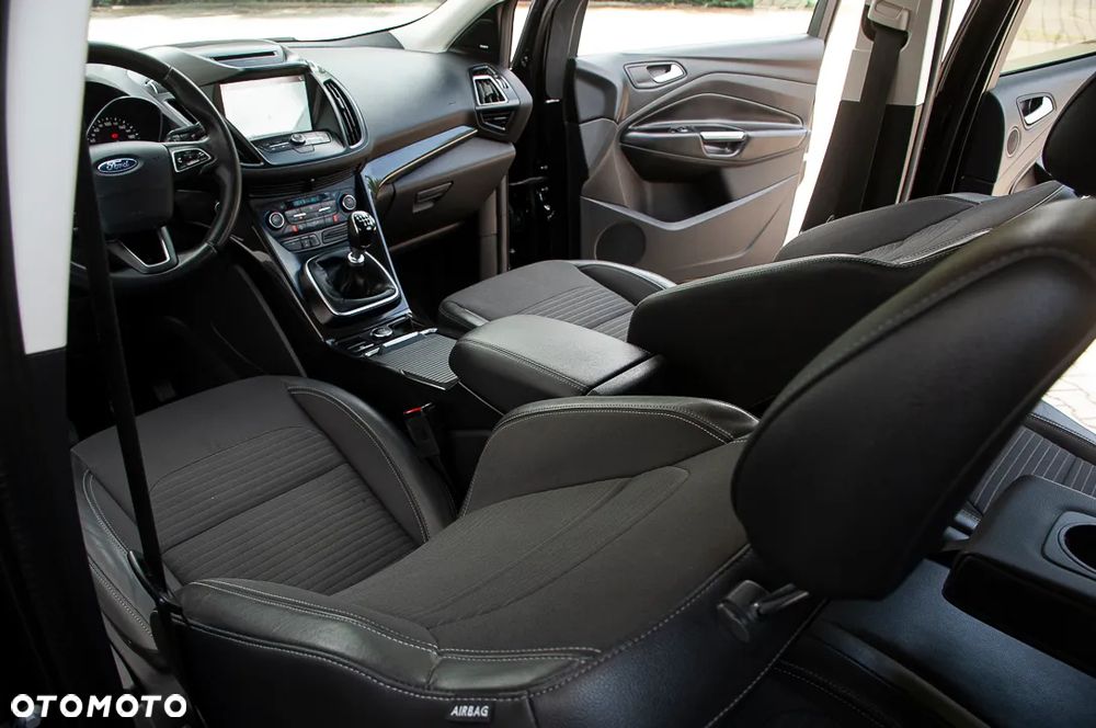 Ford Kuga 1.5 EcoBoost FWD ST-Line ASS GPF - 24