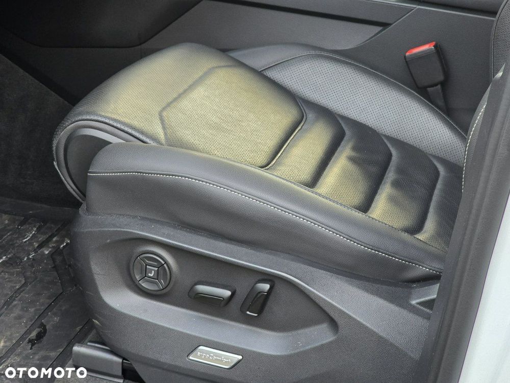 Volkswagen Touareg - 10