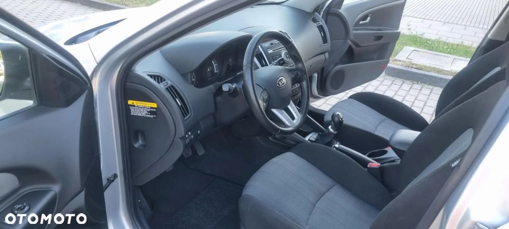 Kia Ceed 1.4 CVVT Attract - 17