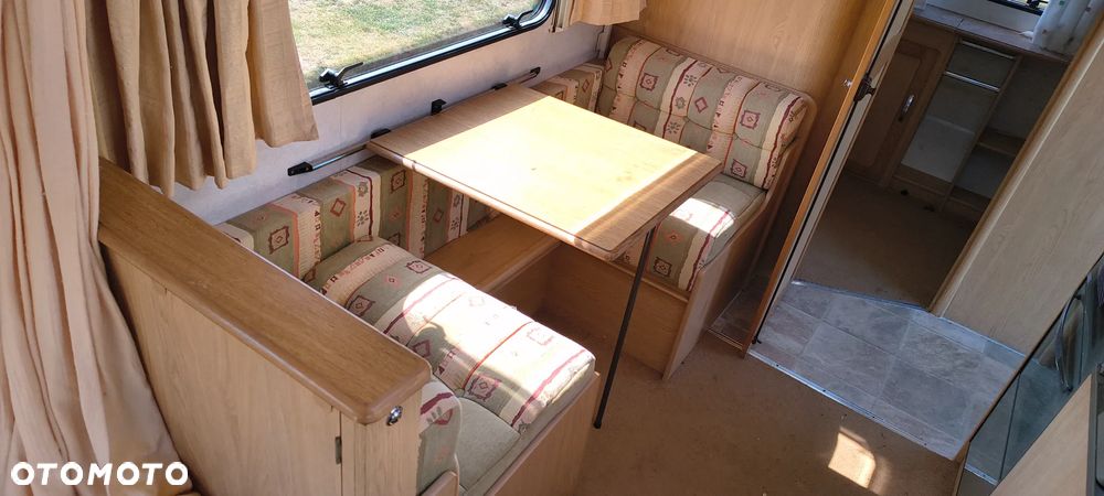 Elddis Firestorm - 28