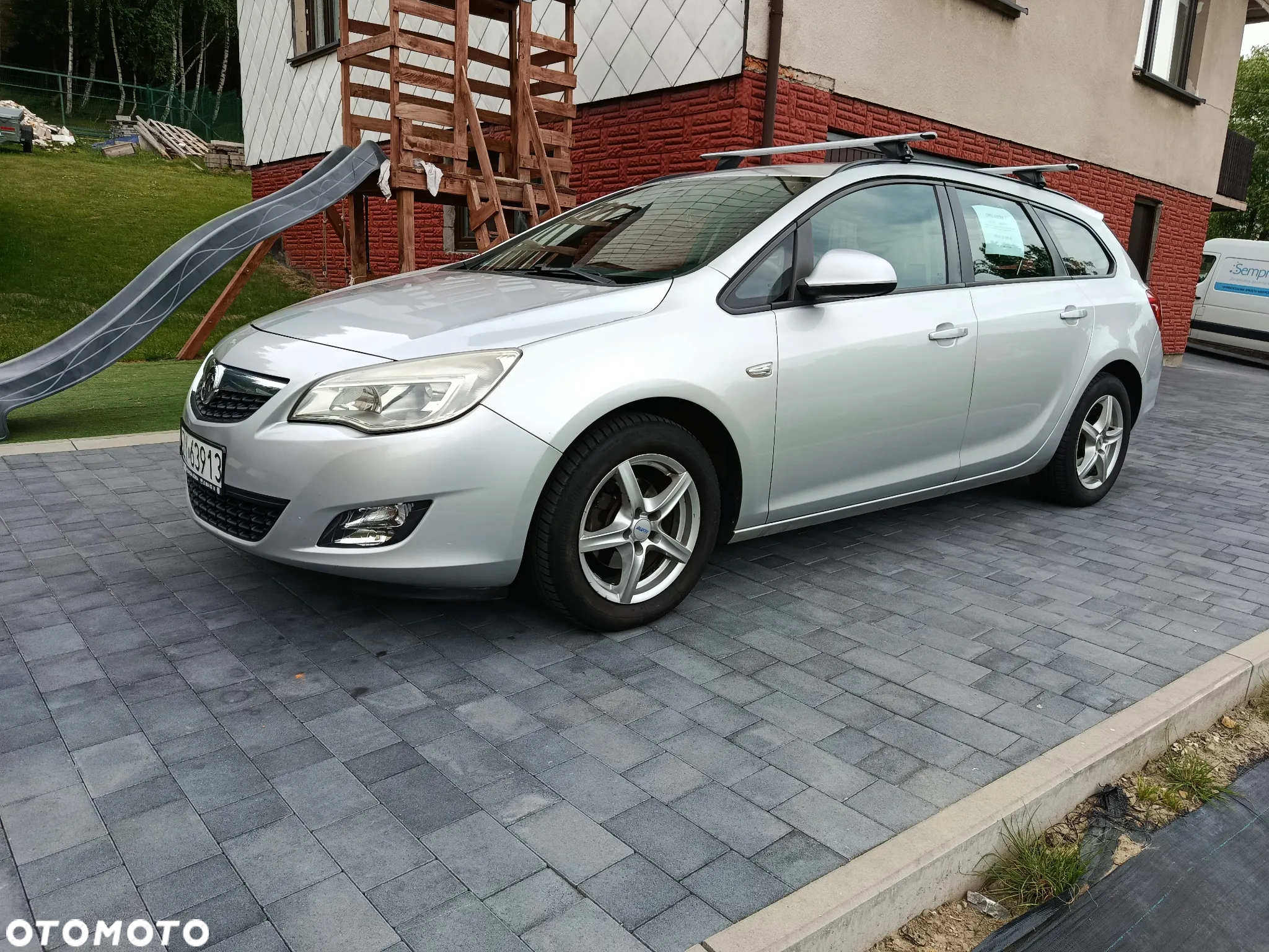Opel Astra IV 1.4 T Sport - 2