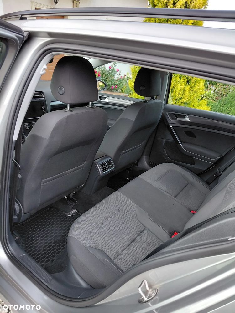 Volkswagen Golf 1.6 TDI BMT Comfortline - 17