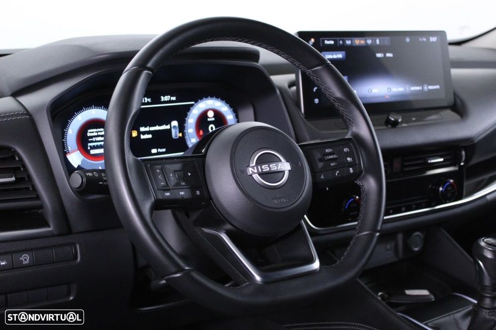 Nissan Qashqai 1.3 DIG-T N-Connecta LED+SKY - 21