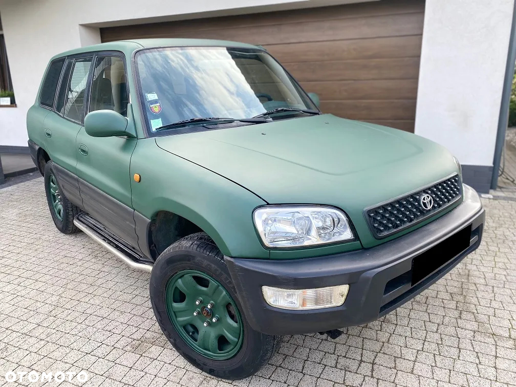 Toyota RAV4 2.0 GLi - 4
