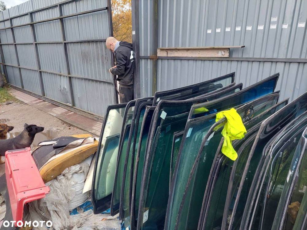 SZYBA CZOŁOWA PRZEDNIA VOLKSWAGEN GOLF IV - 3