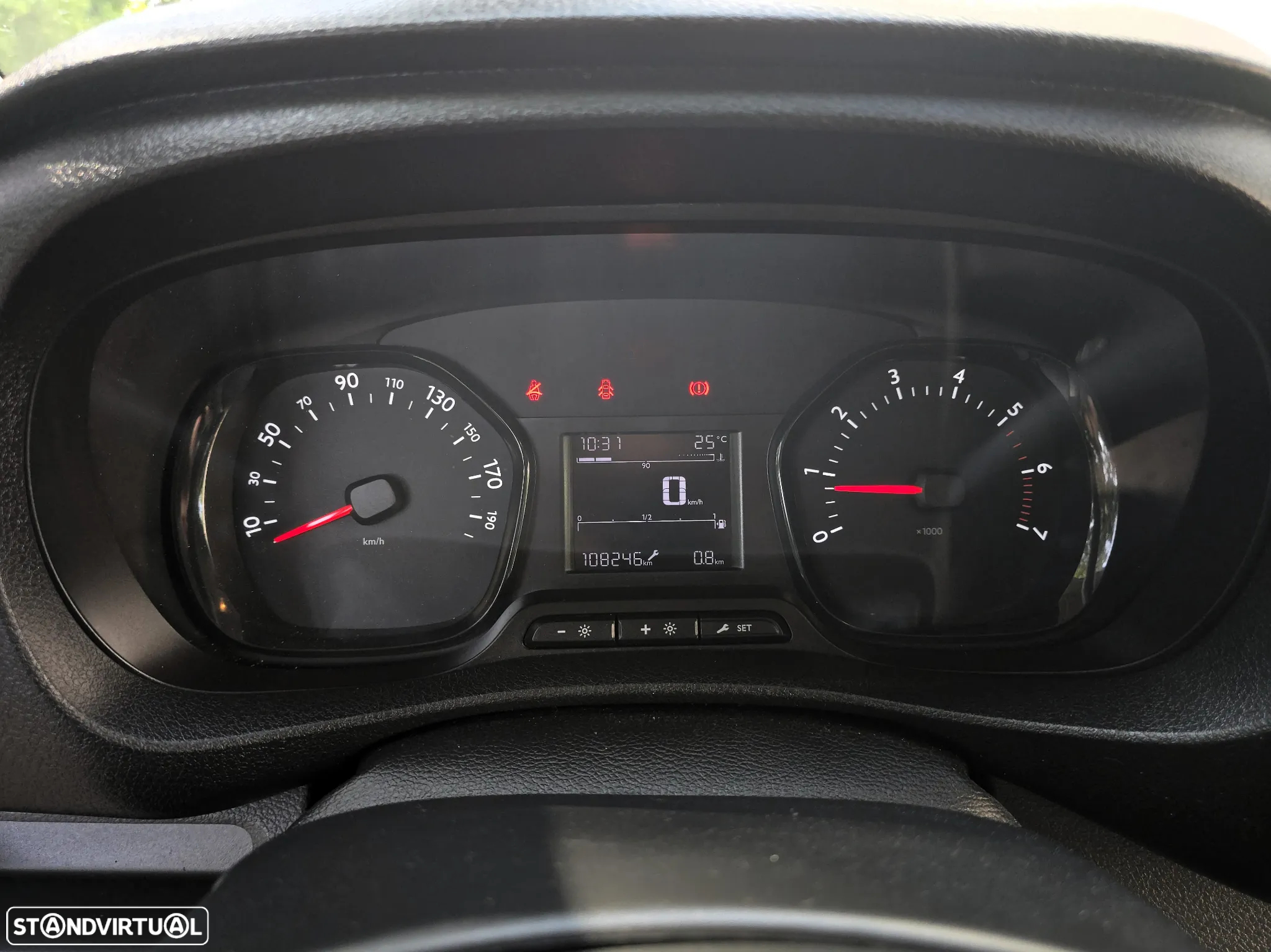 Citroën Jumpy Spacetourer 9 lugares - 17