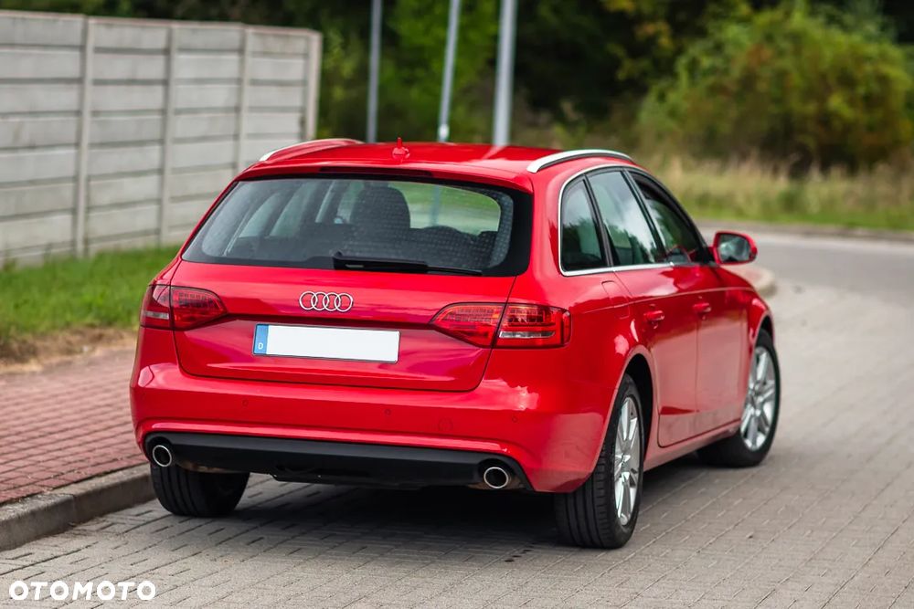 Audi A4 Avant - 9
