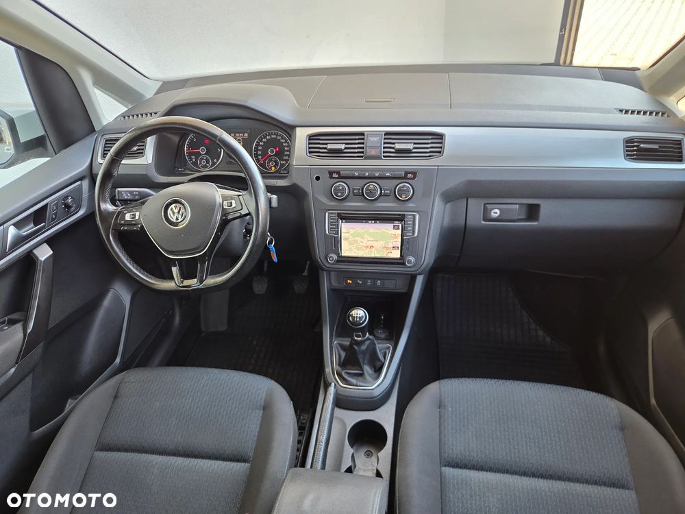 Volkswagen Caddy - 9
