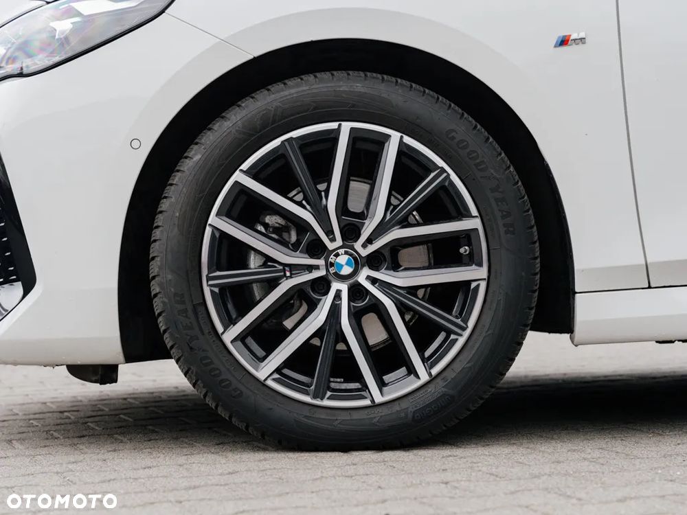 BMW Seria 2 218i - 4