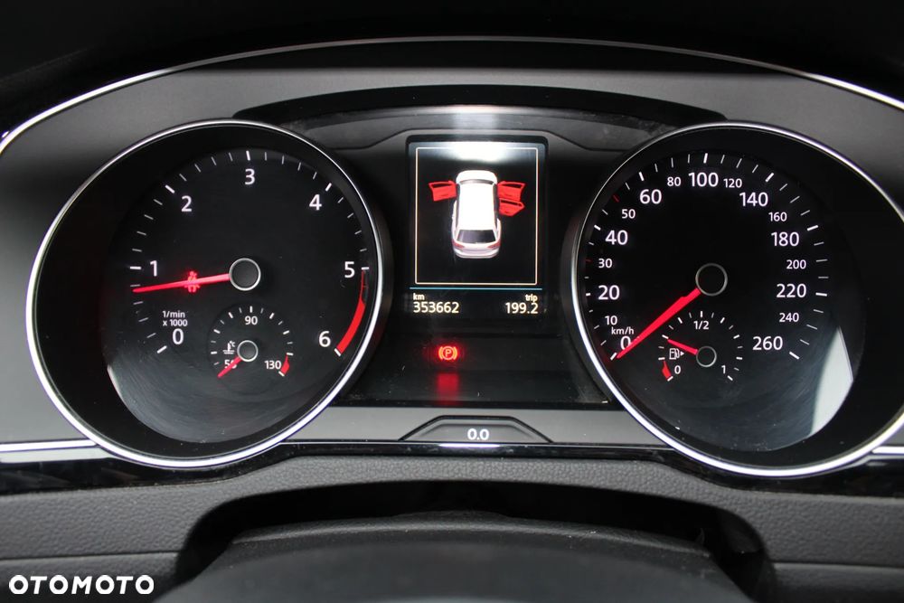 Volkswagen Passat - 22
