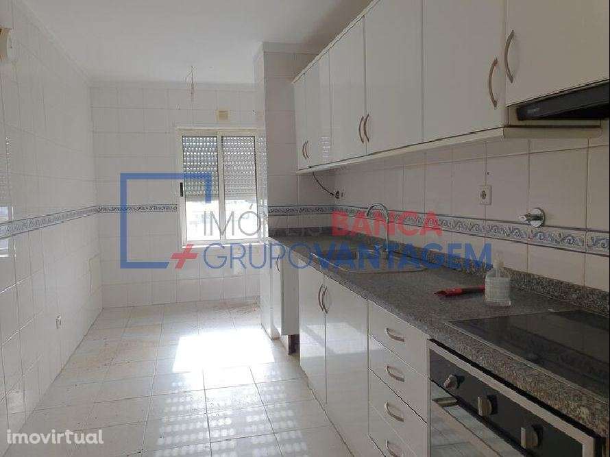 APARTAMENTO T3 C/VARANDA - BAGUIM DO MONTE, GONDOMAR - Grande imagem: 3/13