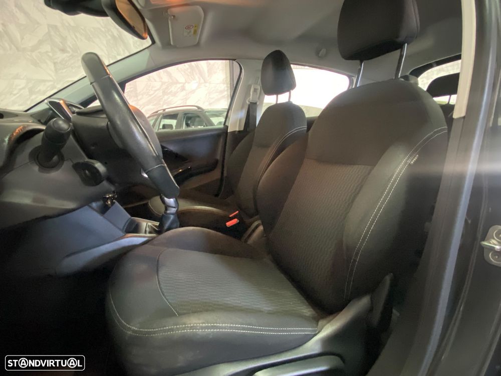 Peugeot 208 1.2 PureTech Style - 7