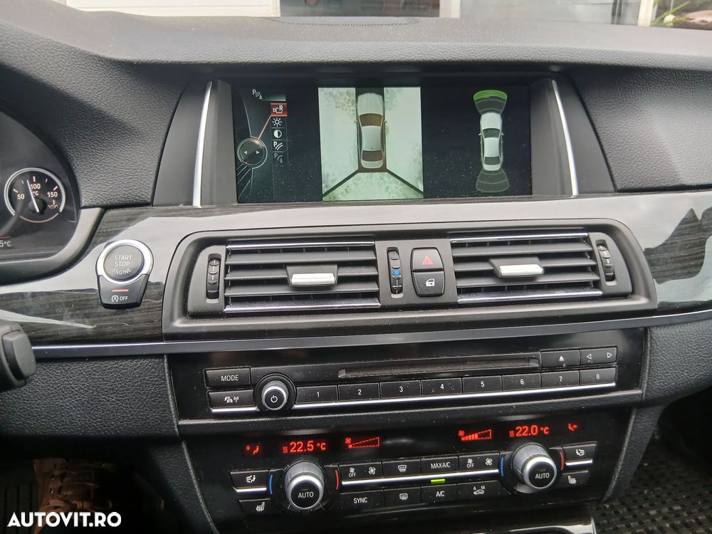 BMW Seria 5 530d xDrive - 17