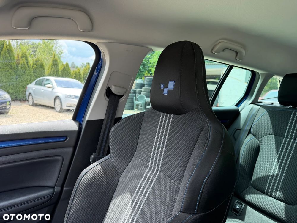 Renault Megane 1.6 TCe GT EDC - 17