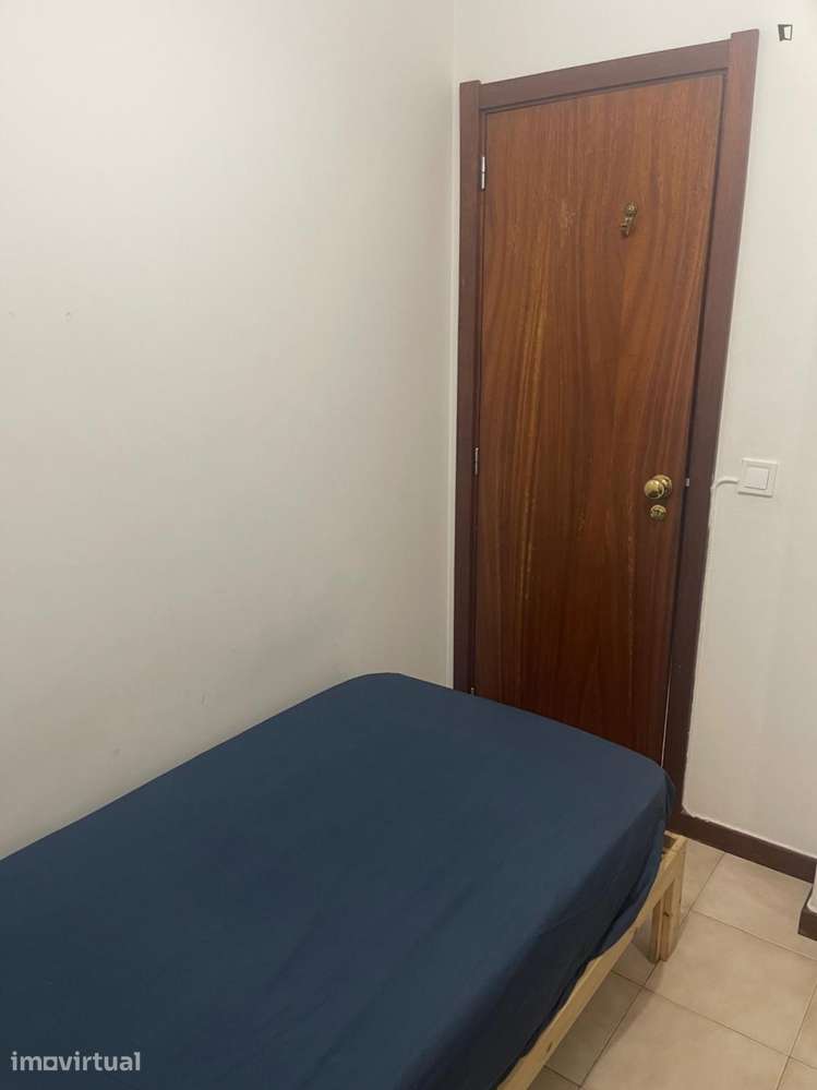 Quarto - localizado em Moreira Porto - Grande imagem: 3/10