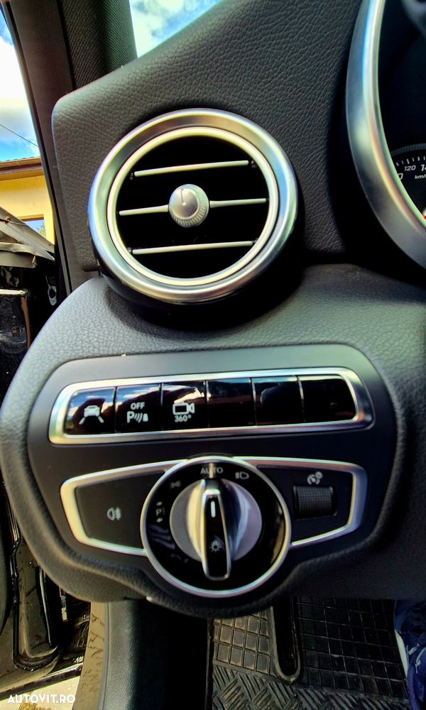 Mercedes-Benz C 200 7G-TRONIC AMG Line - 11