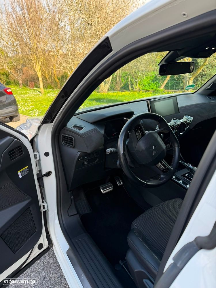 DS DS3 Crossback PureTech 130 Aut. PERFORMANCE LINE + - 10