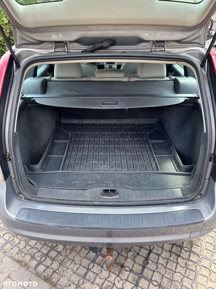 Volvo V50 2.0D Momentum - 15