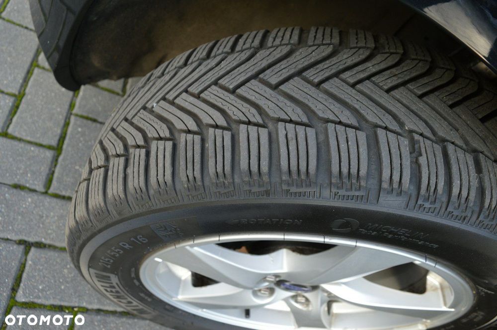 Volvo V40 D2 Summum - 4