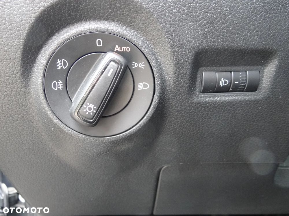 Skoda Fabia 1.0 TSI Ambition - 35