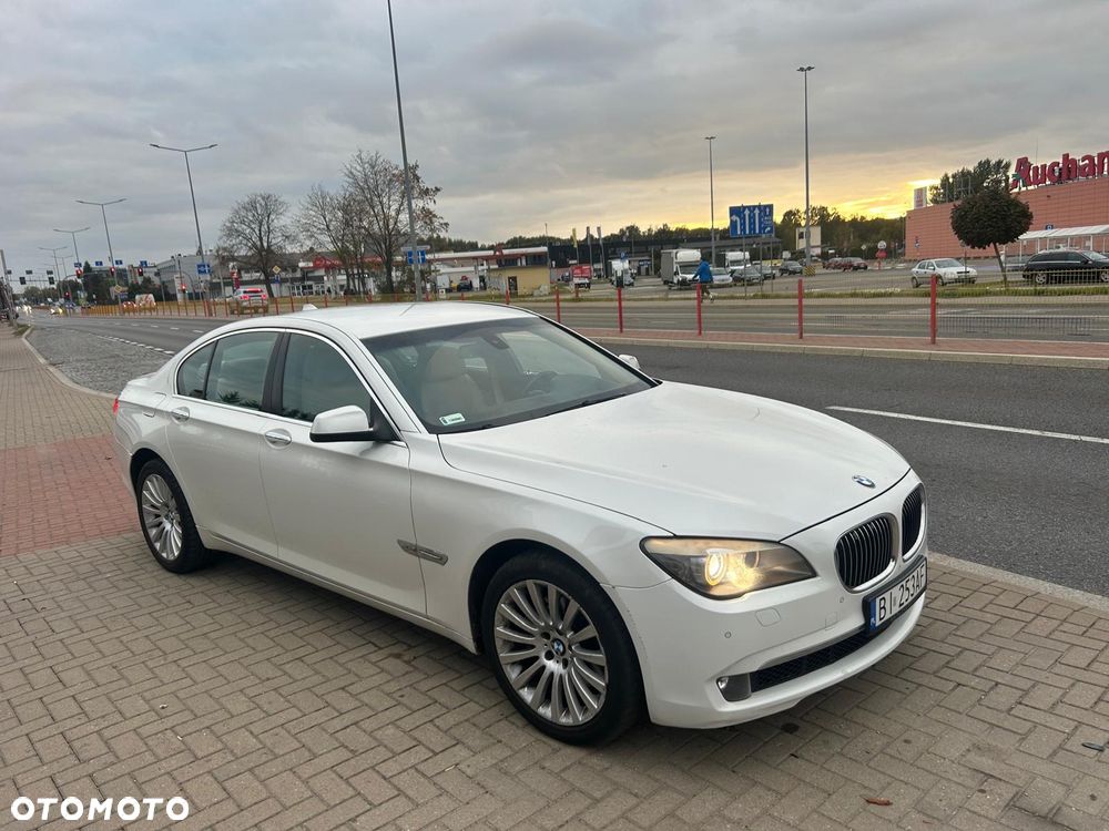 BMW Seria 7 740d xDrive - 9