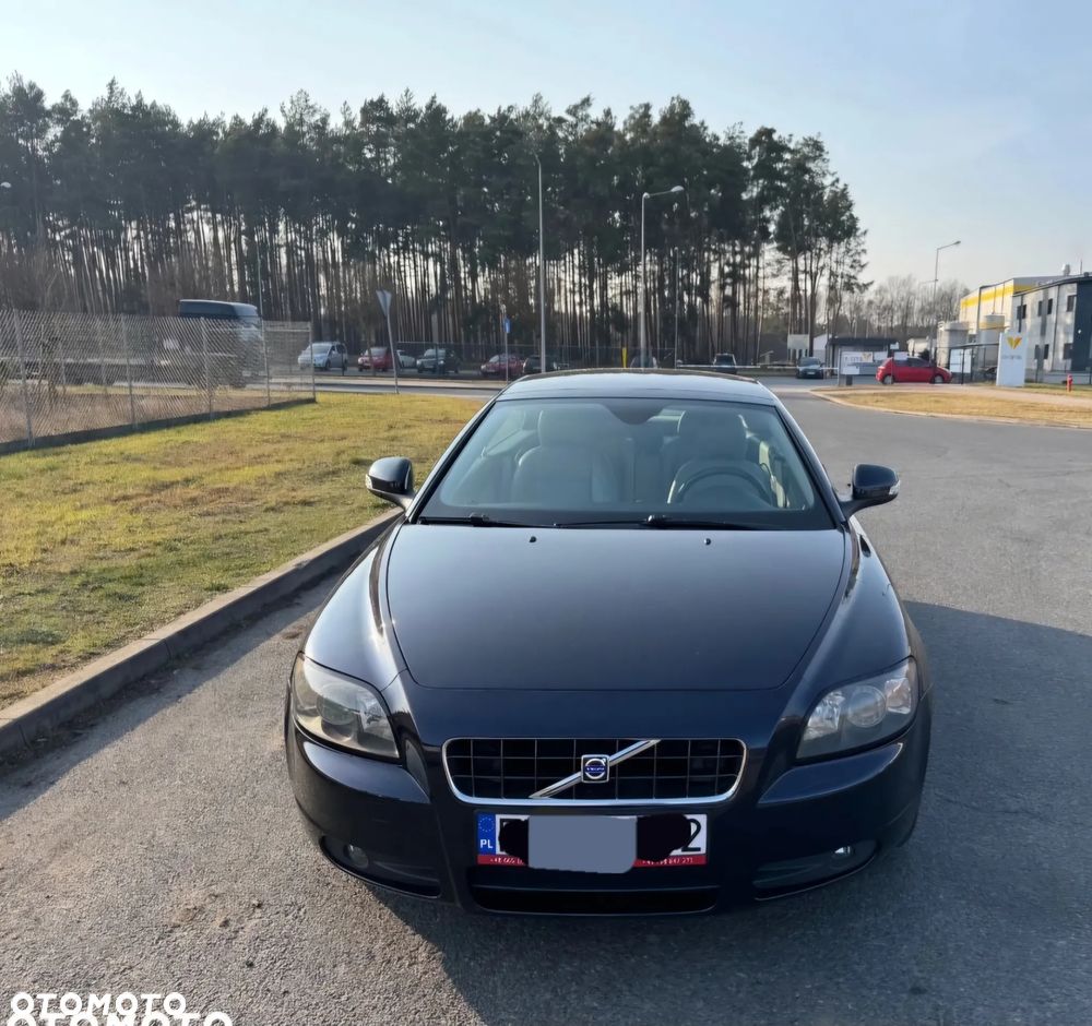 Volvo C70 2.0D Momentum - 4