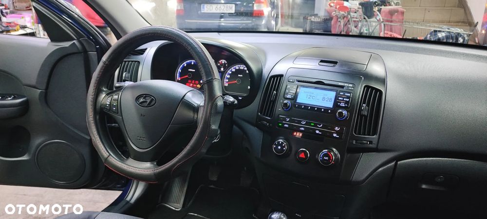 Hyundai i30 1.6 CRDi Comfort - 13