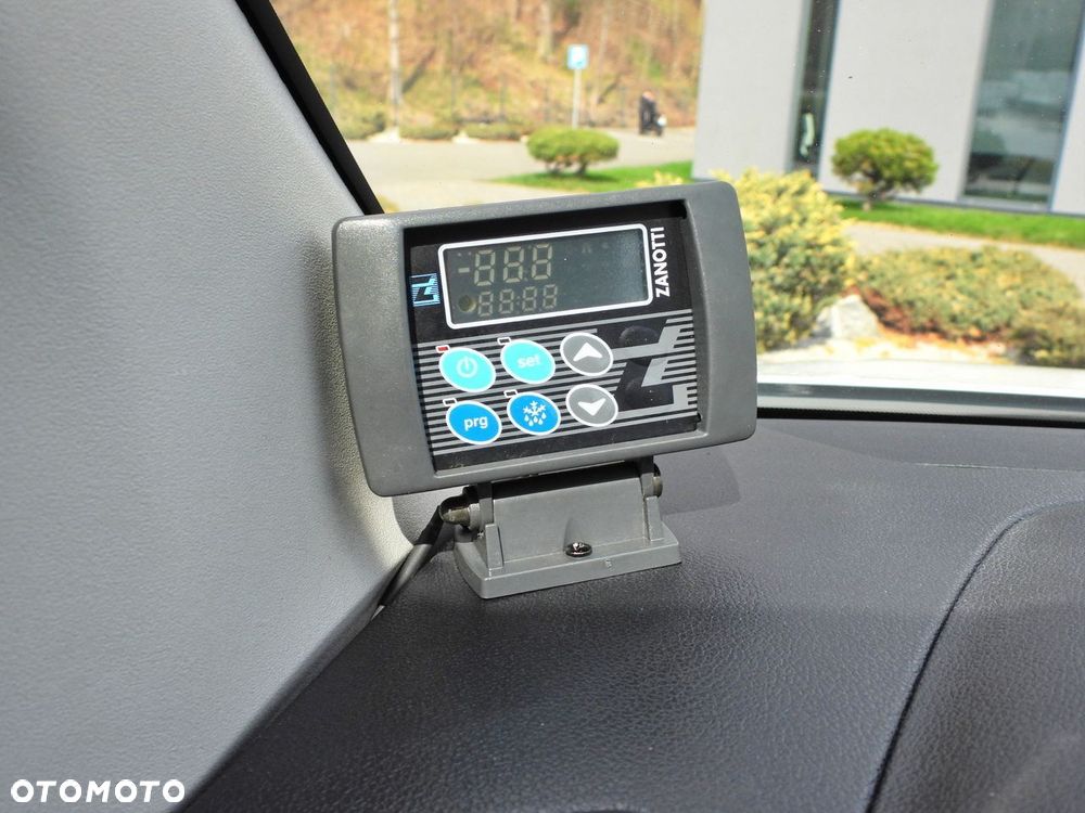 Toyota PROACE CITY  FURGON CHŁODNIA  -15*C ZASILANIE 230V TEMPOMAT KLIMATYZACJA  100KM - 30