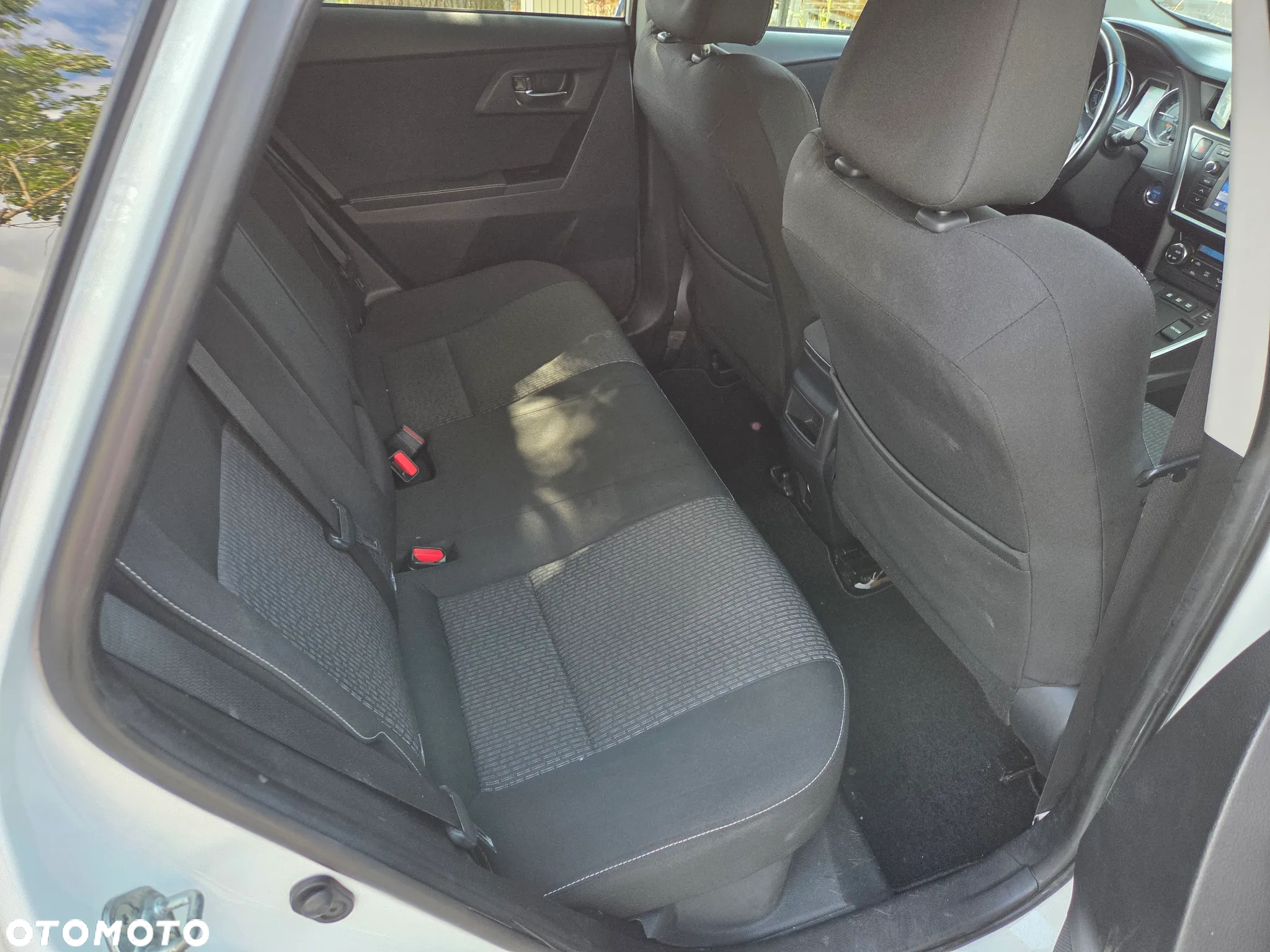 Toyota Auris 1.8 VVT-i Hybrid Automatik Comfort - 10